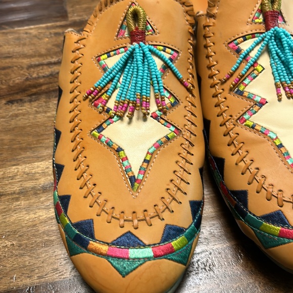 Farm rio beaded mules with tassel. - Picture 2 of 4